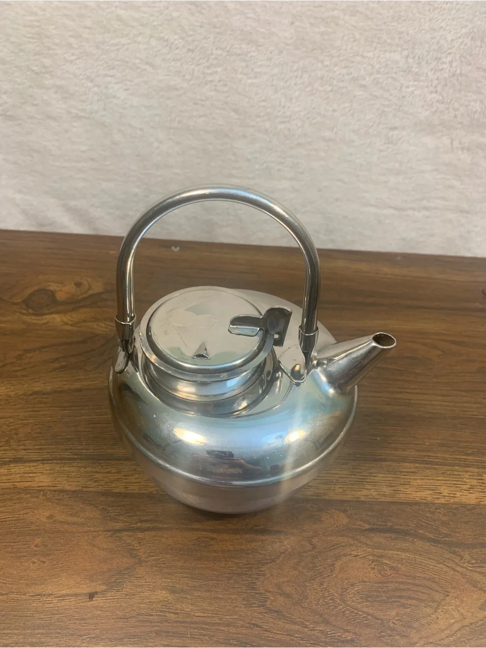 Stainless Steel Squat Camp Kettle Teapot with Hinged Latch Etched Lid